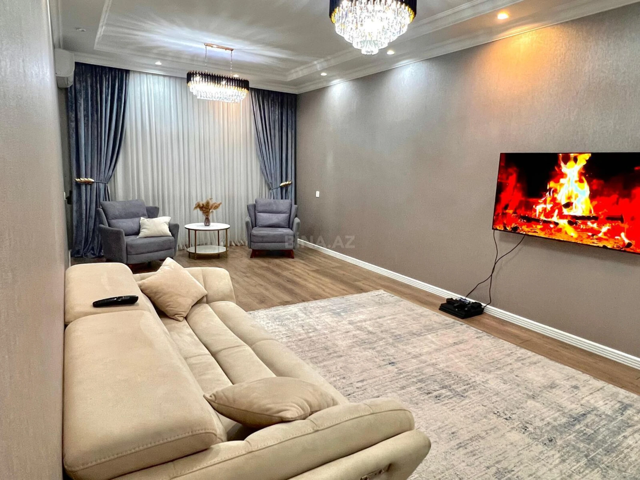 Satılır 3 otaqlı mənzil 120 m²