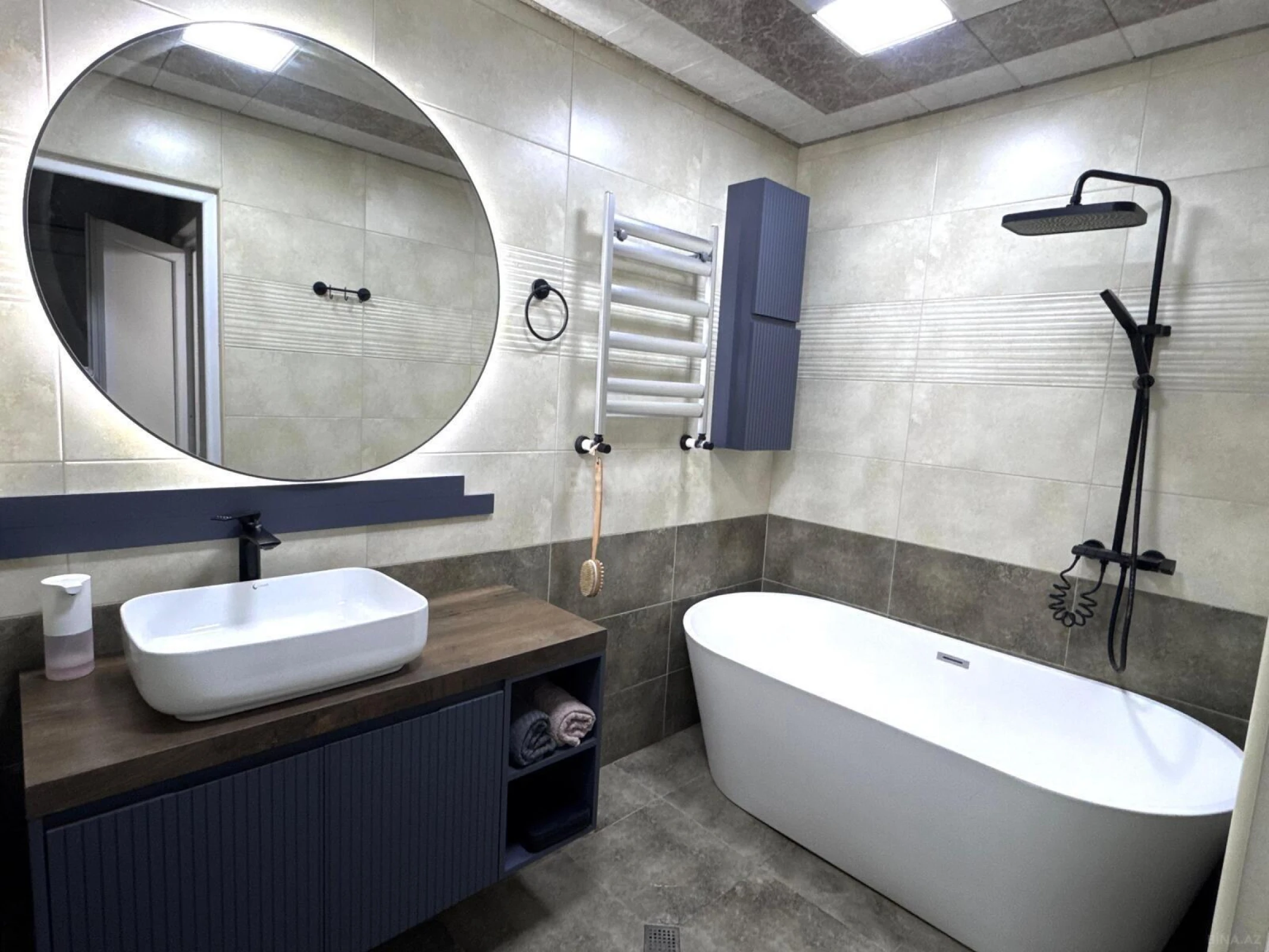 Satılır 3 otaqlı mənzil 120 m²