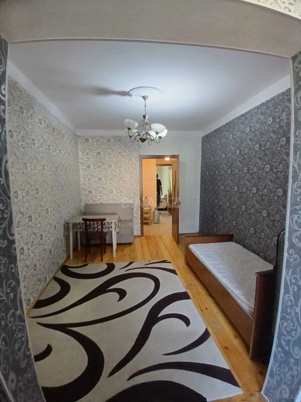 Satılır 1 otaqlı mənzil 40 m²