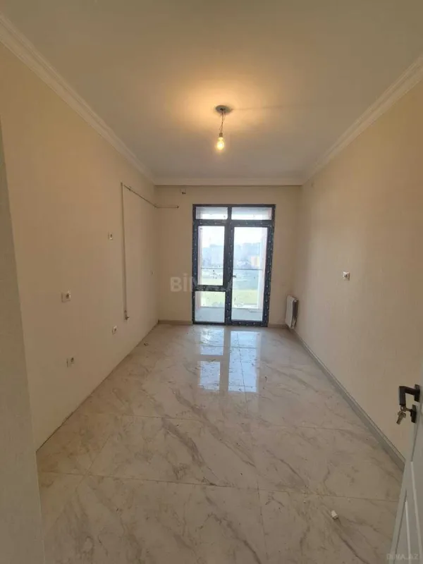 Satılır 3 otaqlı mənzil 110 m²