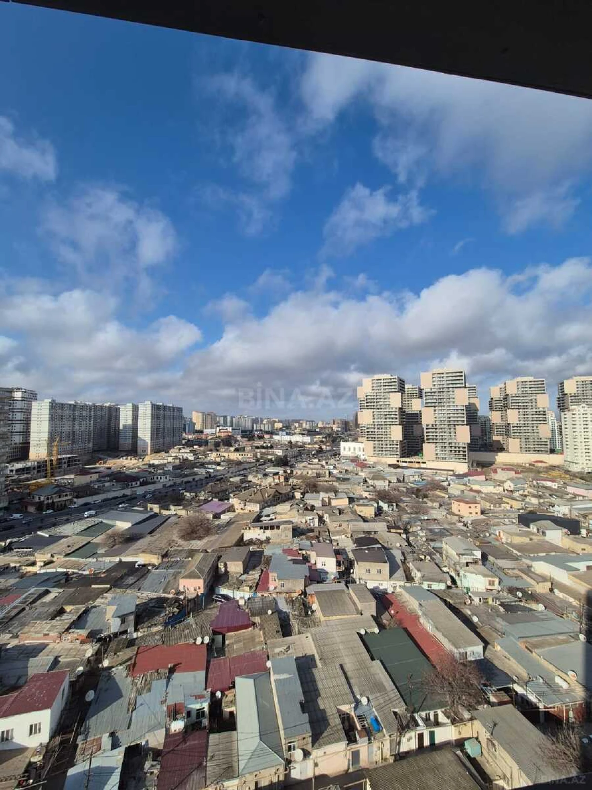 Satılır 3 otaqlı mənzil 110 m²