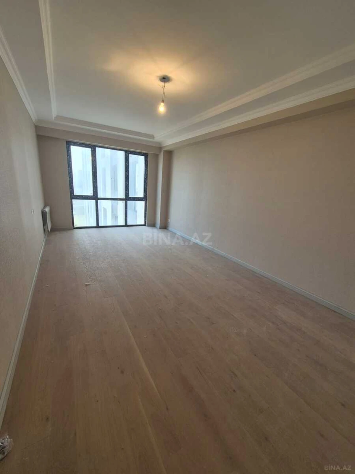 Satılır 3 otaqlı mənzil 110 m²