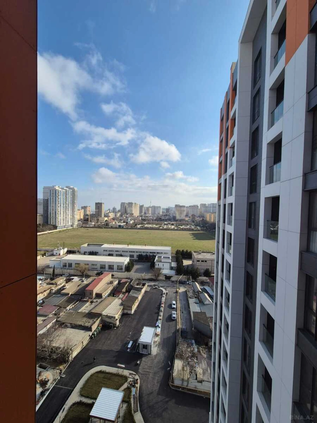 Satılır 3 otaqlı mənzil 110 m²