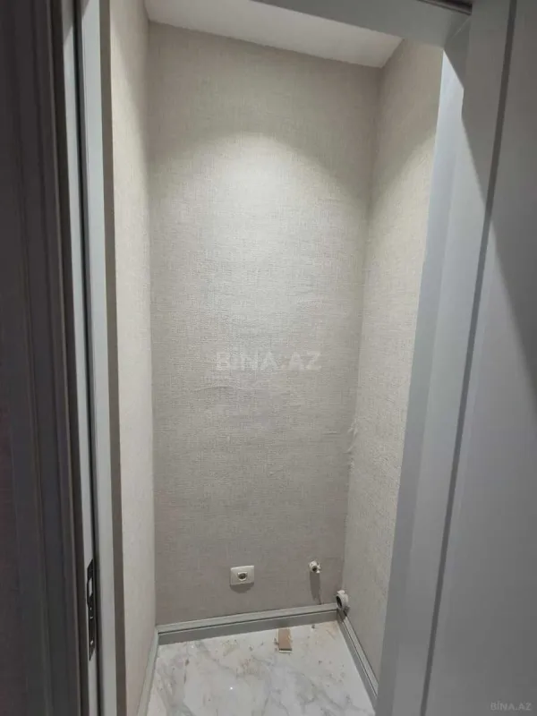 Satılır 3 otaqlı mənzil 110 m²