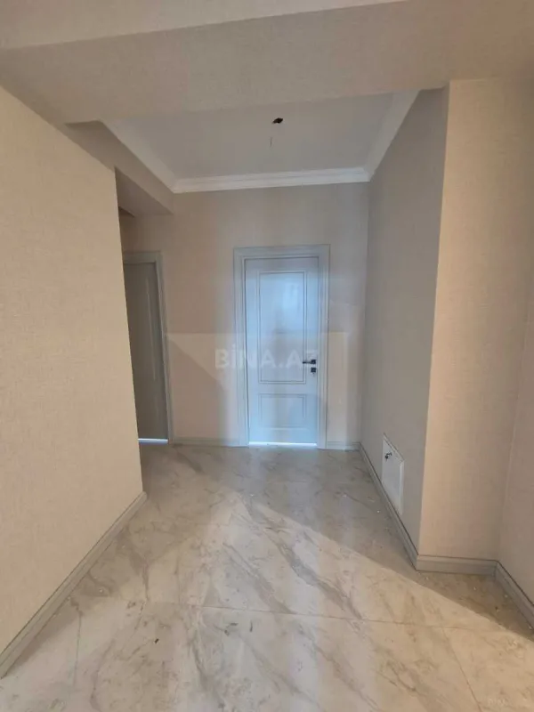 Satılır 3 otaqlı mənzil 110 m²