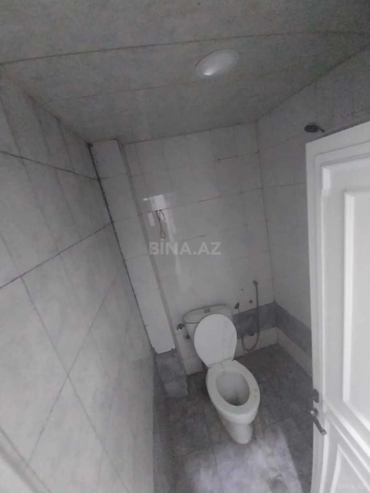 Satılır 2 otaqlı mənzil 66 m²