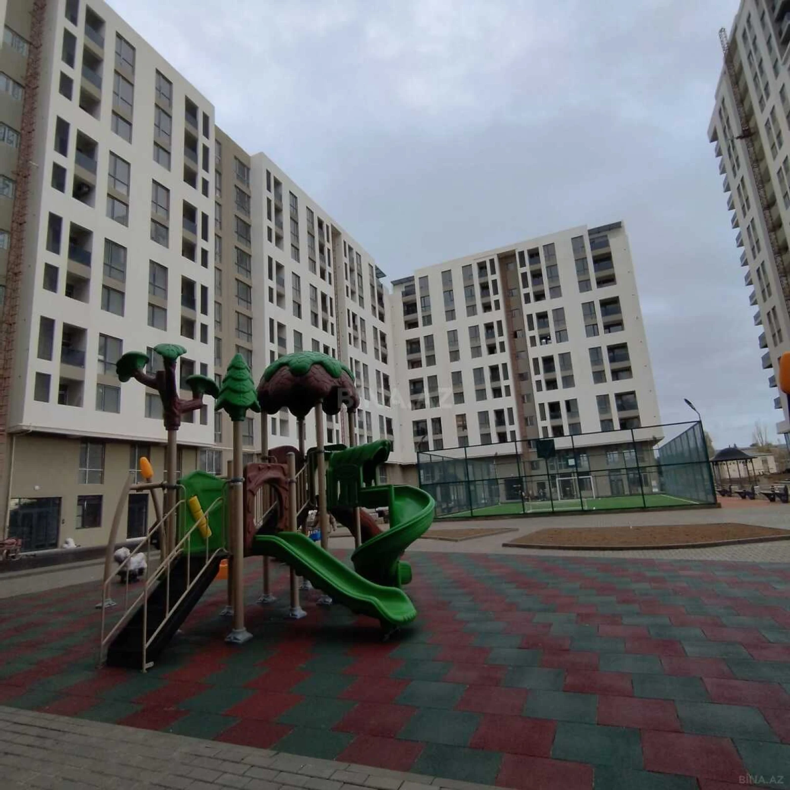 Satılır 2 otaqlı mənzil 55 m²