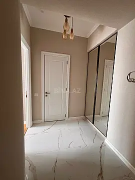 Kirayə verilir 2 otaqlı mənzil 75 m²