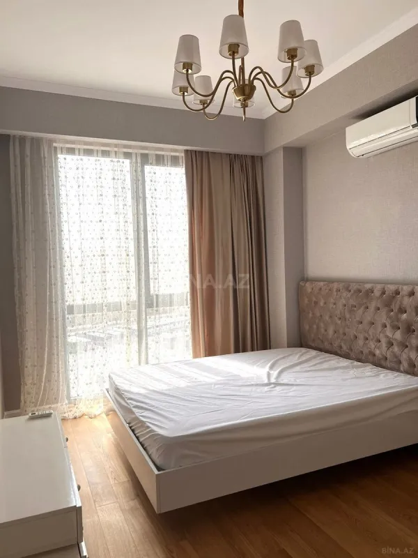 Kirayə verilir 2 otaqlı mənzil 75 m²