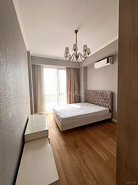 Kirayə verilir 2 otaqlı mənzil 75 m²