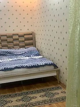 Satılır 2 otaqlı mənzil 70 m²