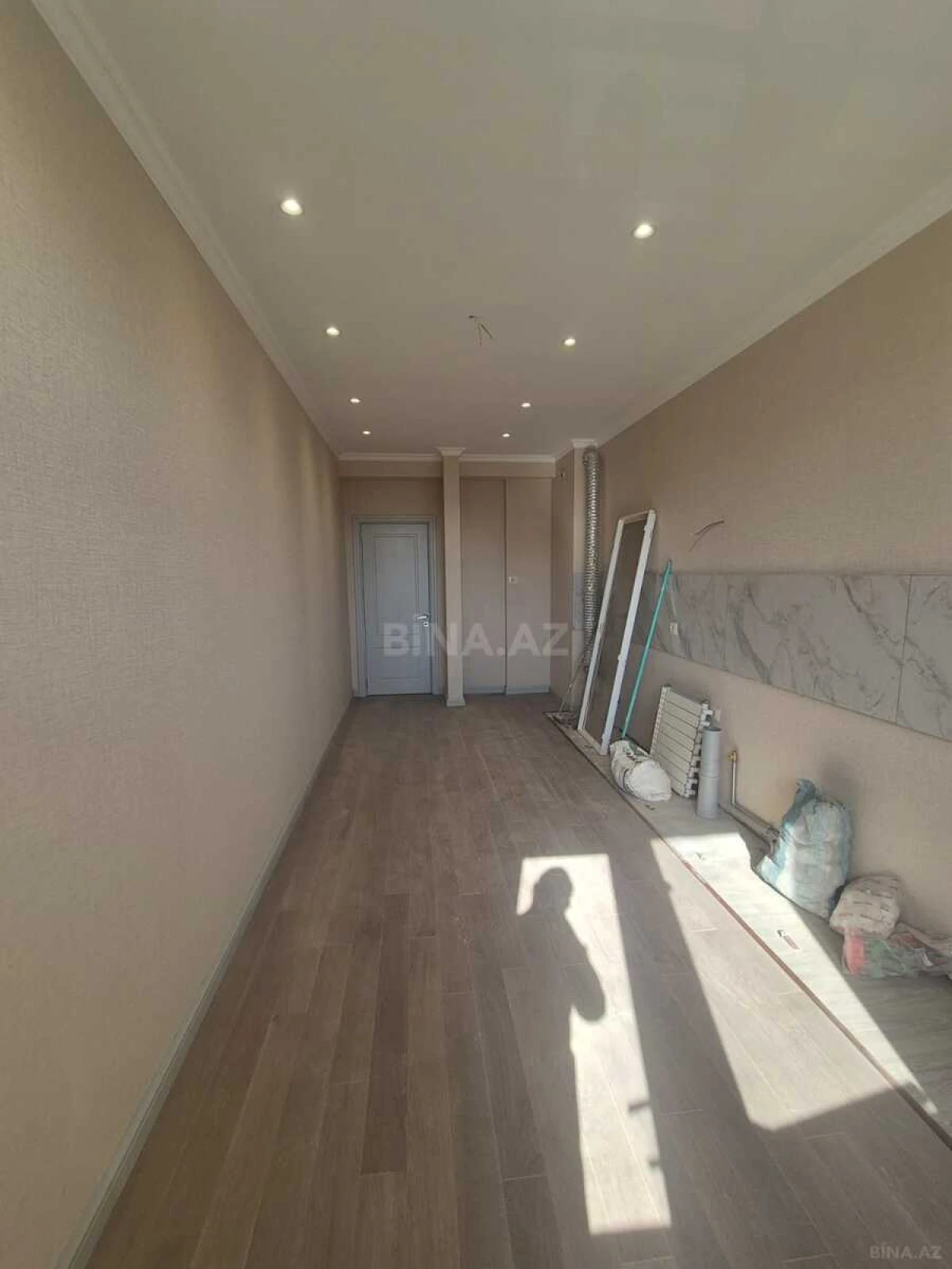 Satılır 3 otaqlı mənzil 124.5 m²
