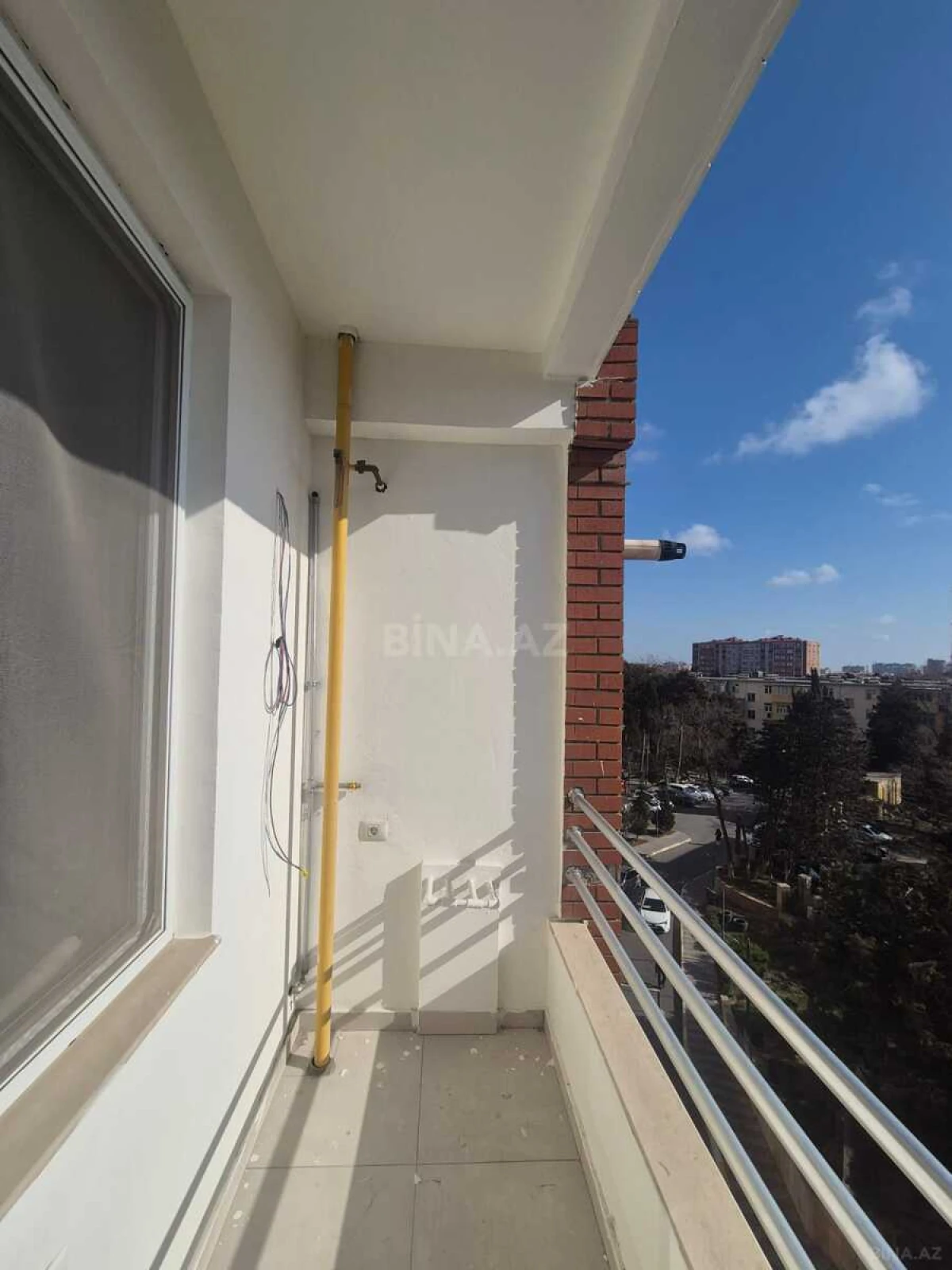 Satılır 3 otaqlı mənzil 124.5 m²