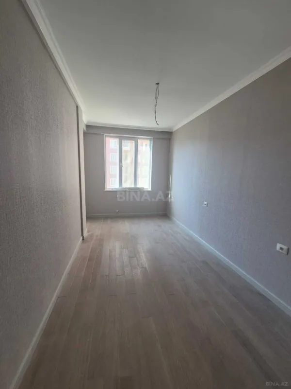 Satılır 3 otaqlı mənzil 124.5 m²