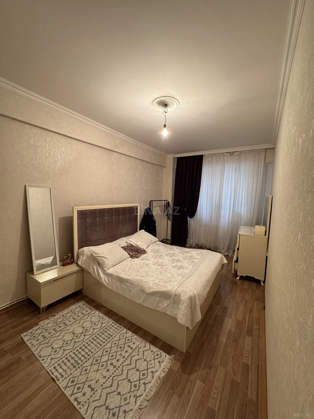 Satılır 3 otaqlı mənzil 83 m²