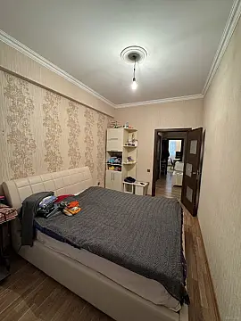 Satılır 3 otaqlı mənzil 83 m²