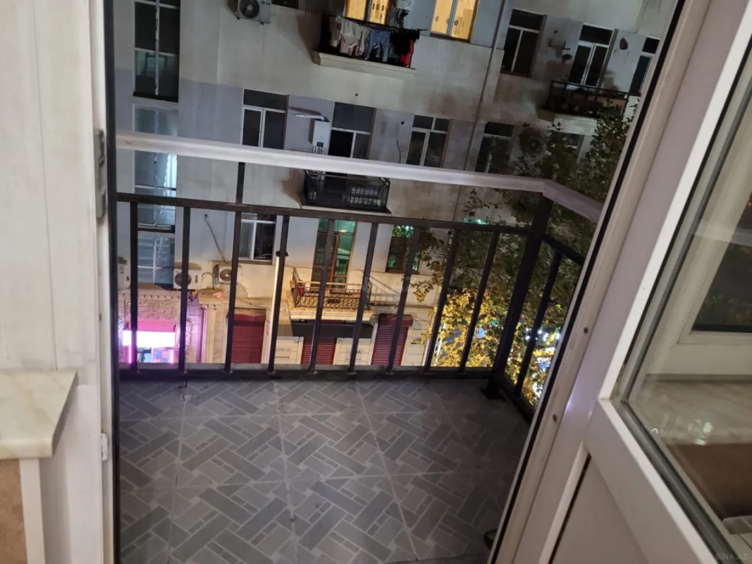 Satılır 2 otaqlı mənzil 42 m²