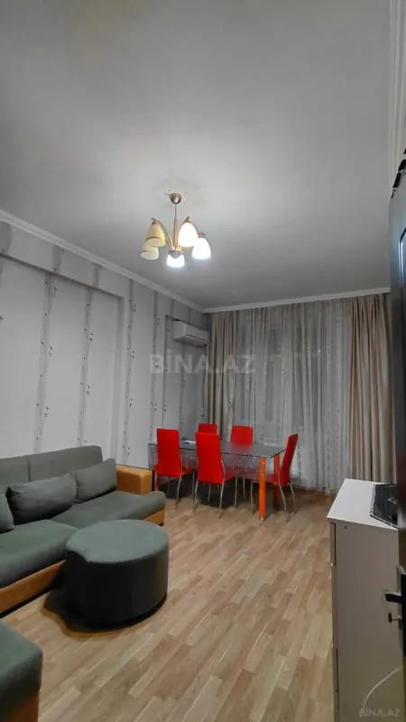 Kirayə verilir 2 otaqlı mənzil 55 m²