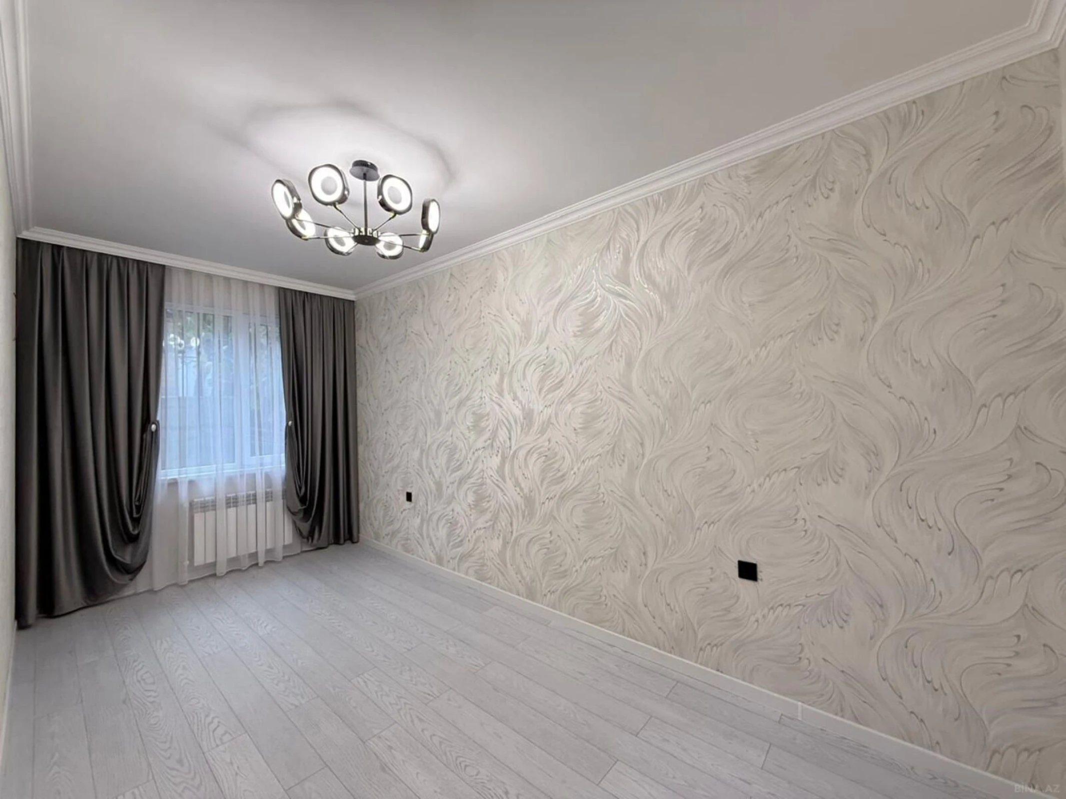 Satılır 2 otaqlı mənzil 55 m²