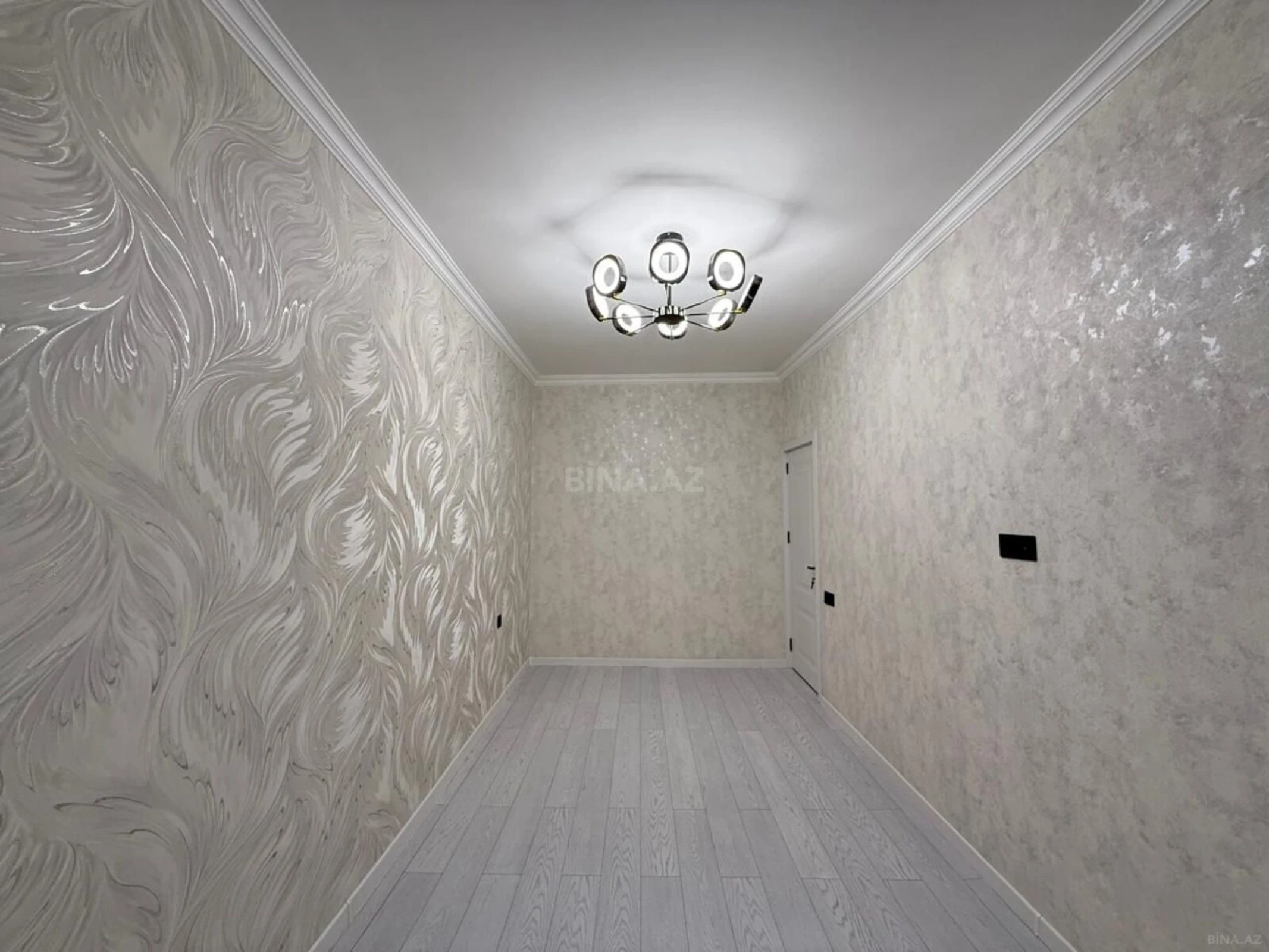 Satılır 2 otaqlı mənzil 55 m²