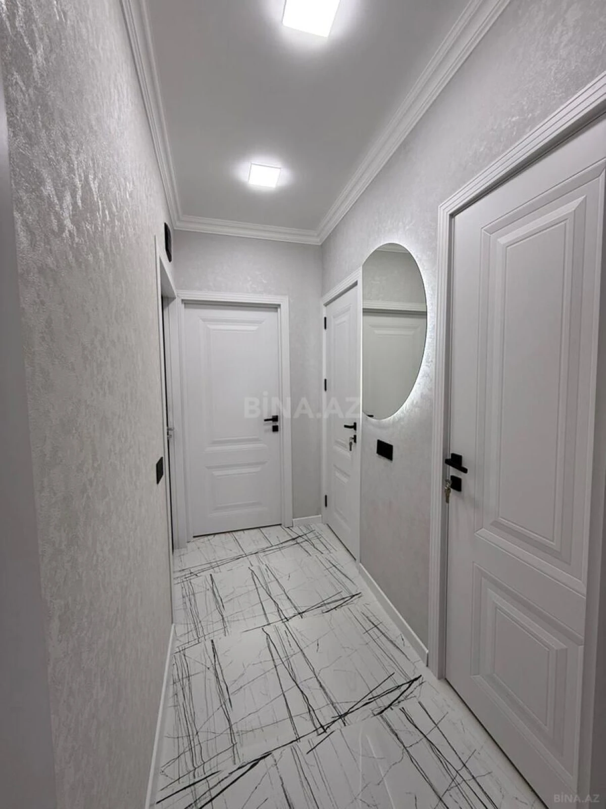 Satılır 2 otaqlı mənzil 55 m²