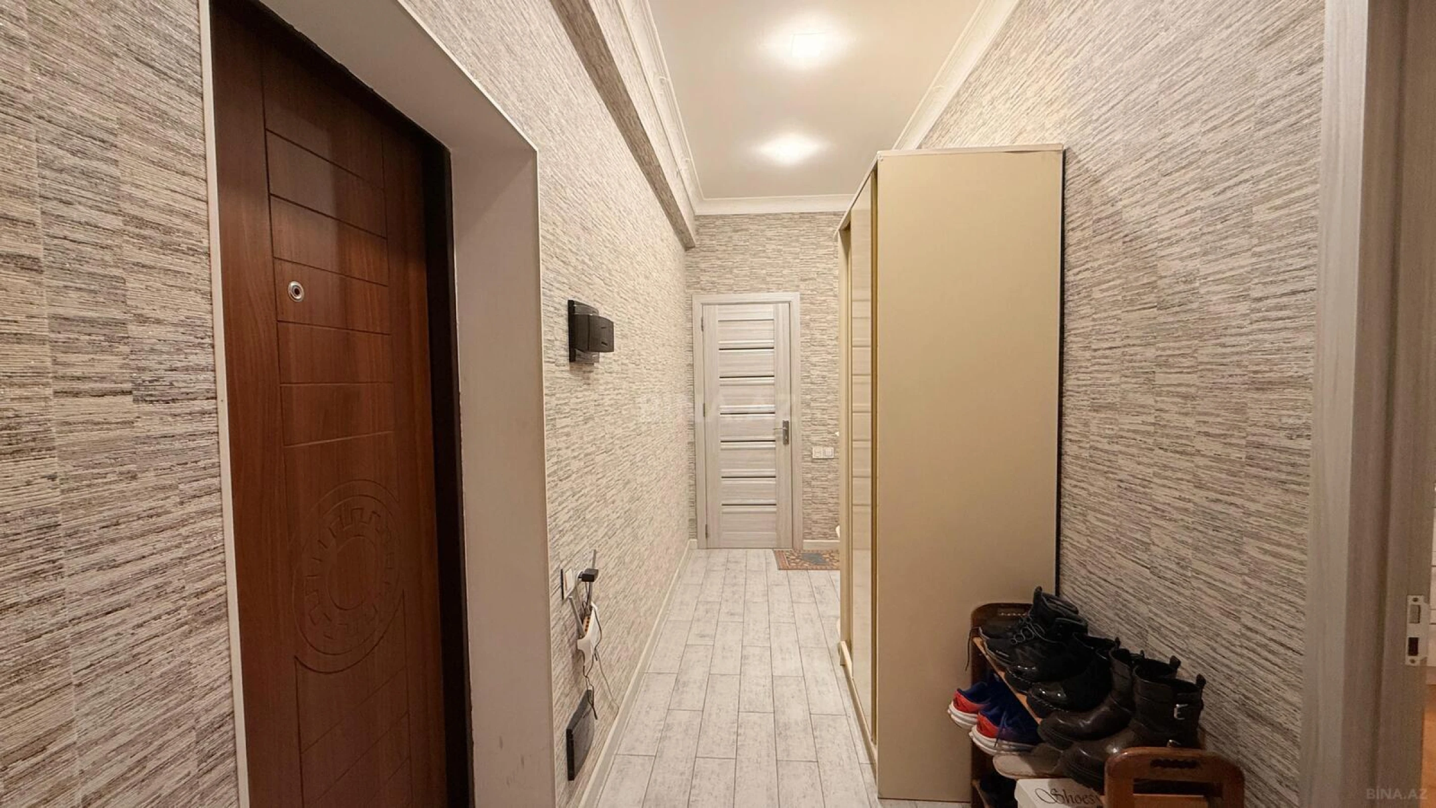 Kirayə verilir 2 otaqlı mənzil 70 m²
