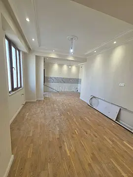 Satılır 3 otaqlı mənzil 84.3 m² — Bakı, Memar Əcəmi yanı 3 otaq 84.30 m²