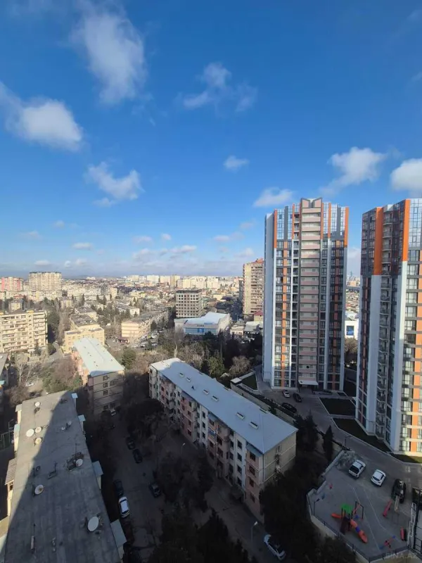 Satılır 3 otaqlı mənzil 84.3 m²