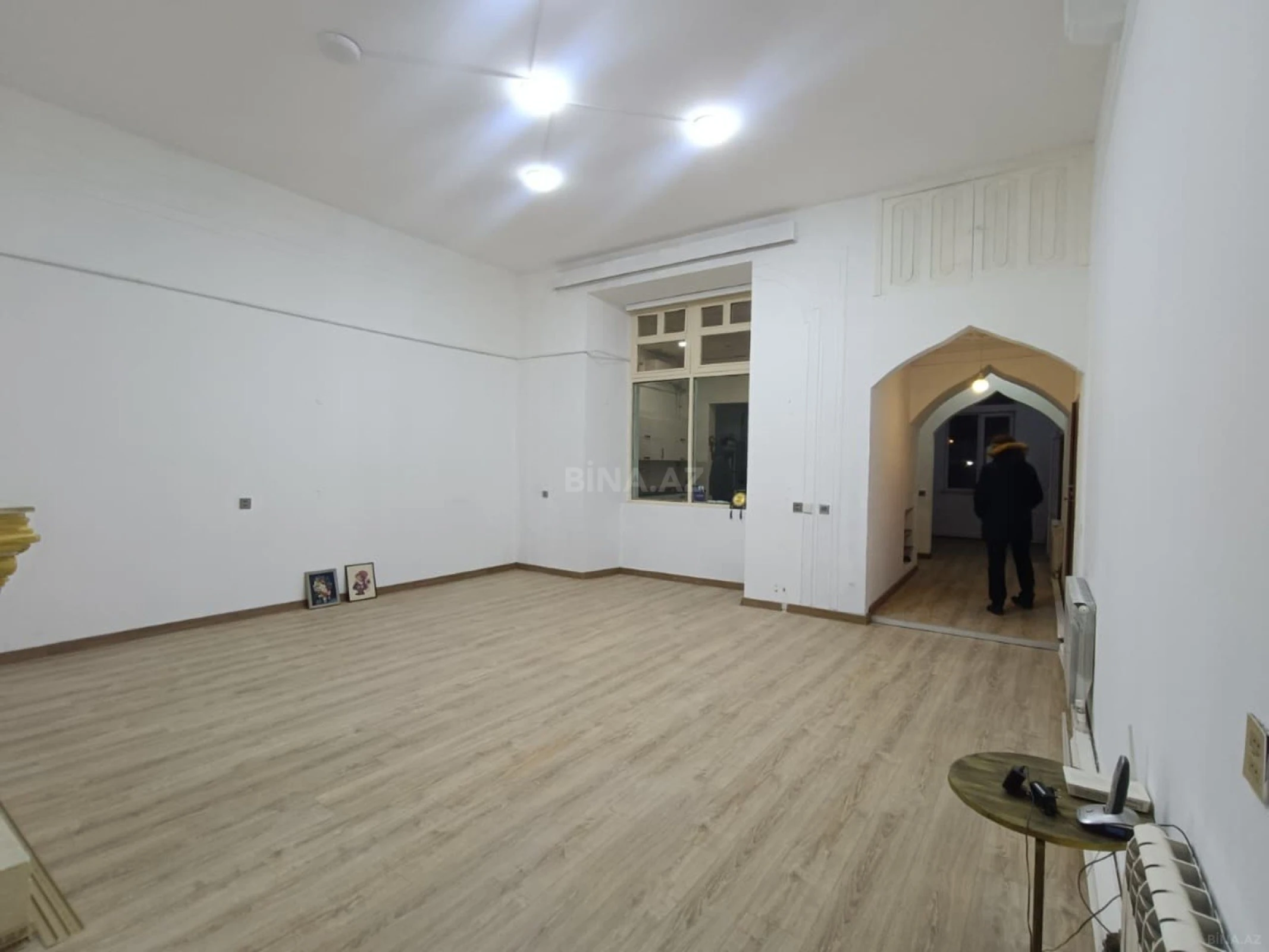 Kirayə verilir 3 otaqlı ofis 130 m²