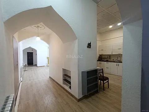 Kirayə verilir 3 otaqlı ofis 130 m²