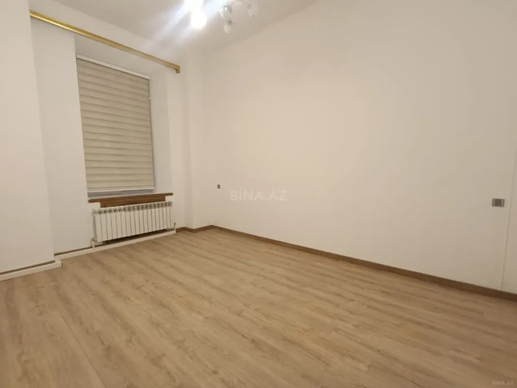 Kirayə verilir 3 otaqlı ofis 130 m²