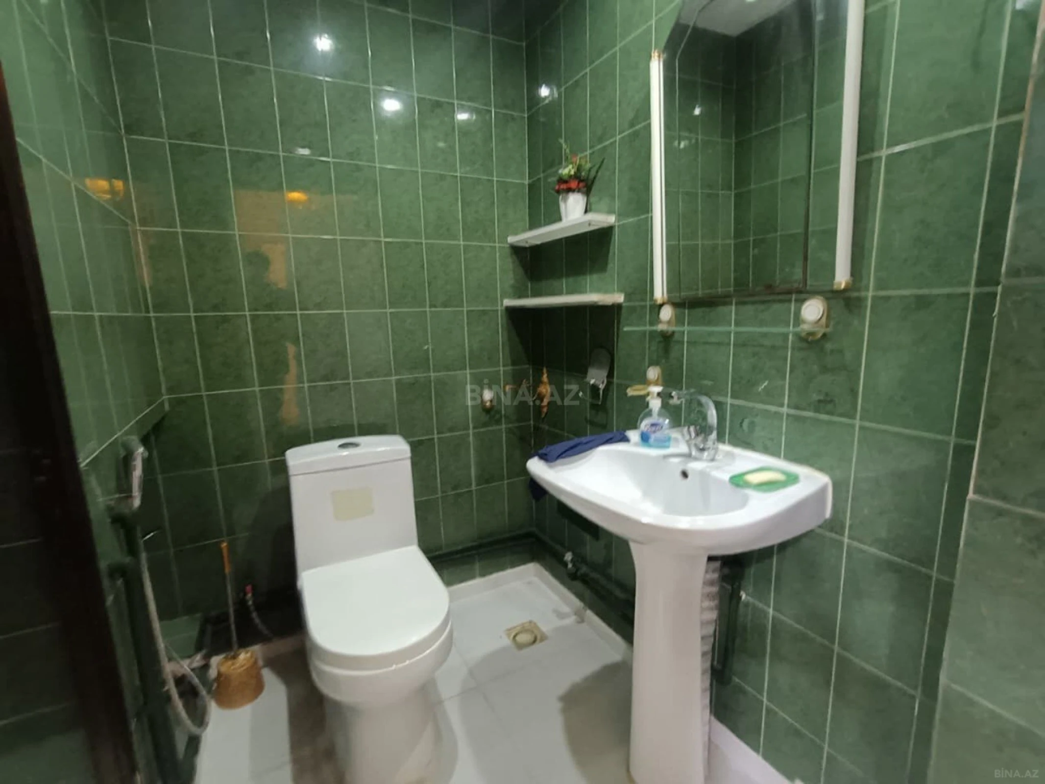 Kirayə verilir 3 otaqlı ofis 130 m²