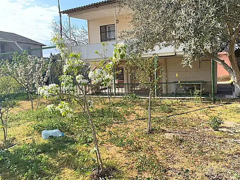 Satılır 3 otaqlı həyət evi 100 m²