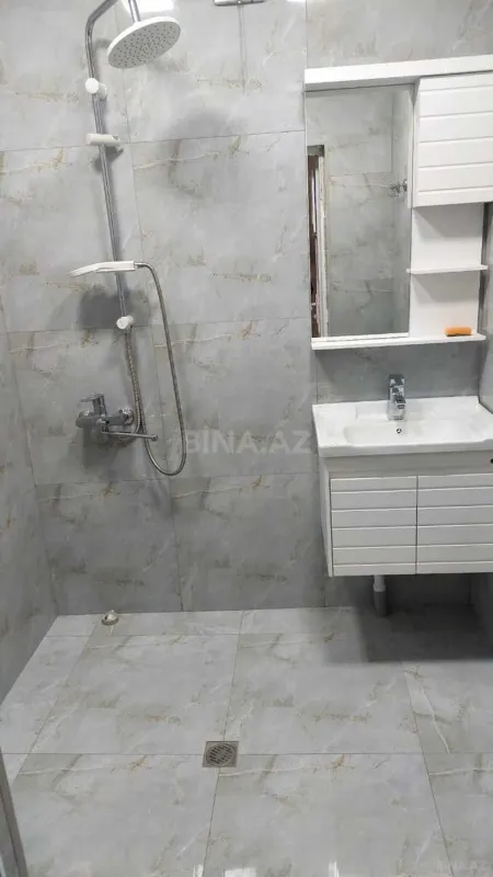Kirayə verilir 3 otaqlı mənzil 50 m²