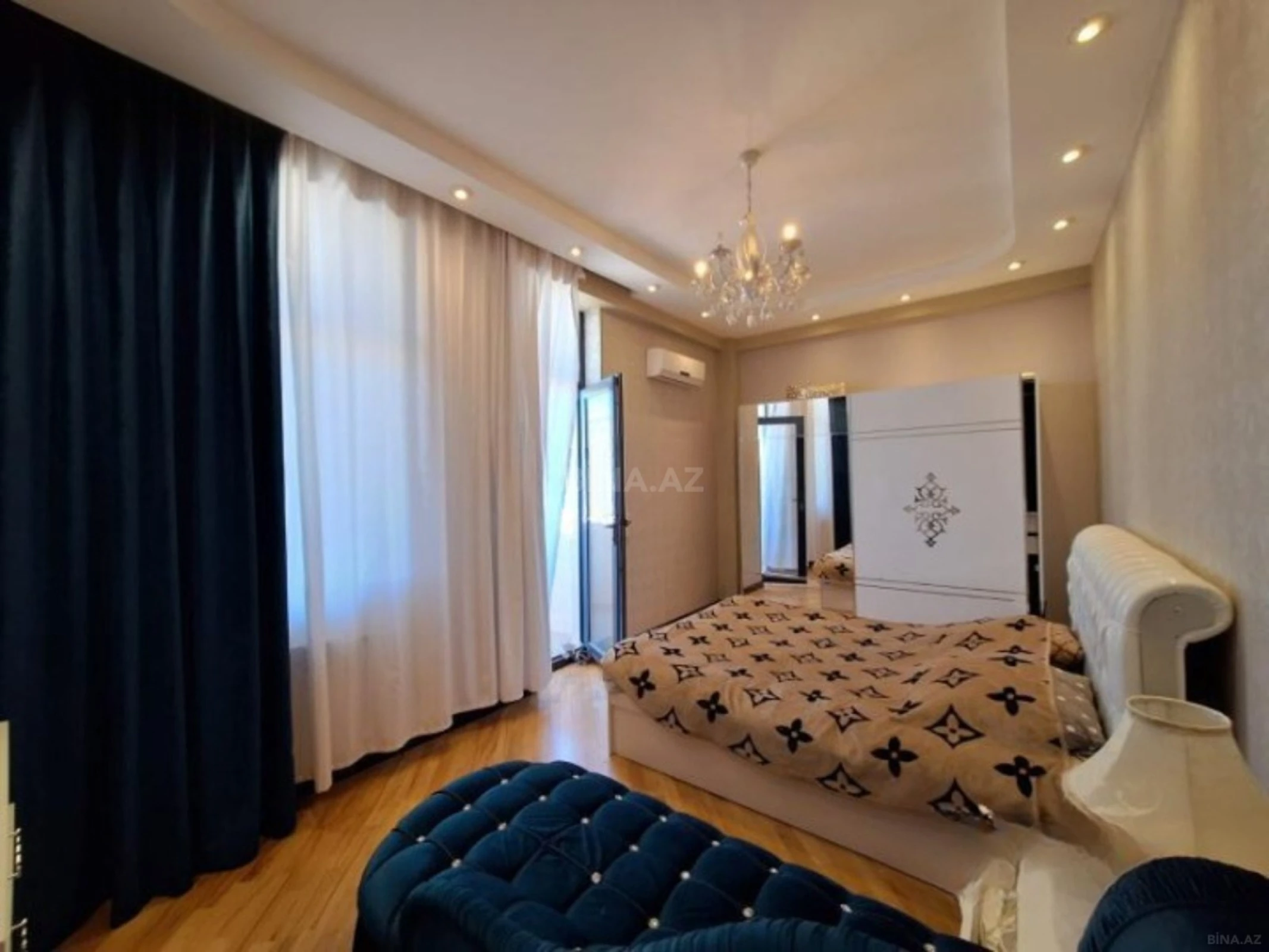 Satılır 3 otaqlı mənzil 100 m²