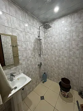 Kirayə verilir 2 otaqlı mənzil 50 m²