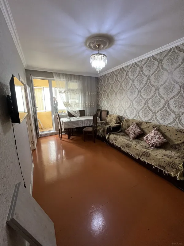 Kirayə verilir 2 otaqlı mənzil 50 m²