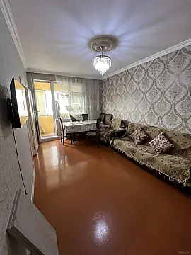 Kirayə verilir 2 otaqlı mənzil 50 m²