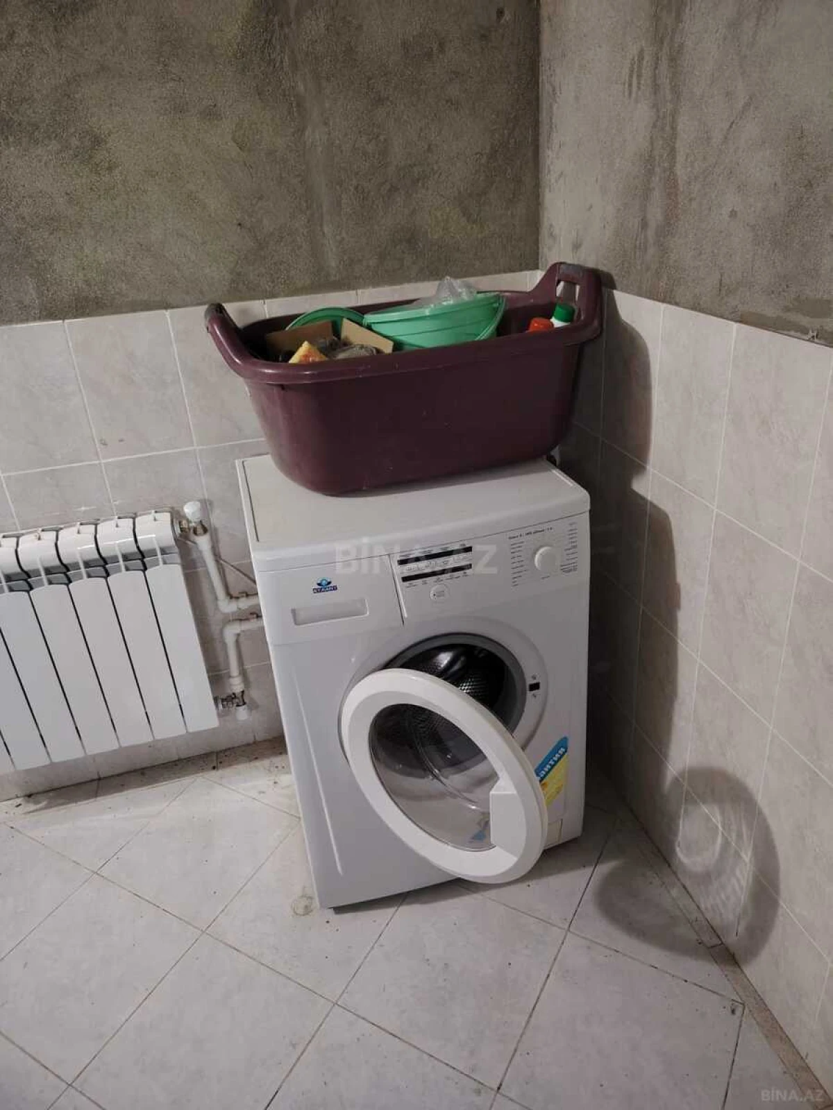 Satılır 6 otaqlı həyət evi 300 m²