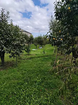 Satılır 6 otaqlı həyət evi 300 m²