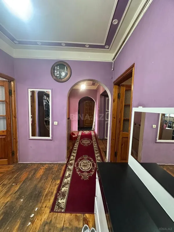 Satılır 5 otaqlı mənzil 110 m²