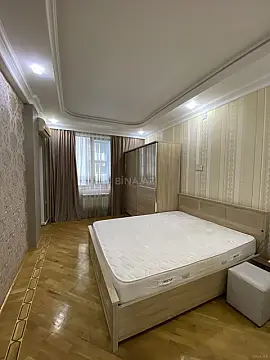 Kirayə verilir 2 otaqlı mənzil 100 m²