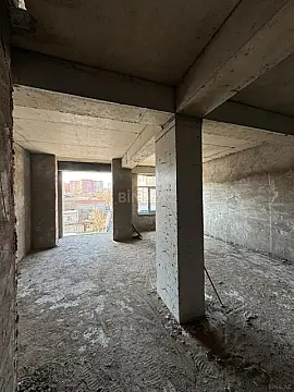 Satılır 2 otaqlı mənzil 45 m²