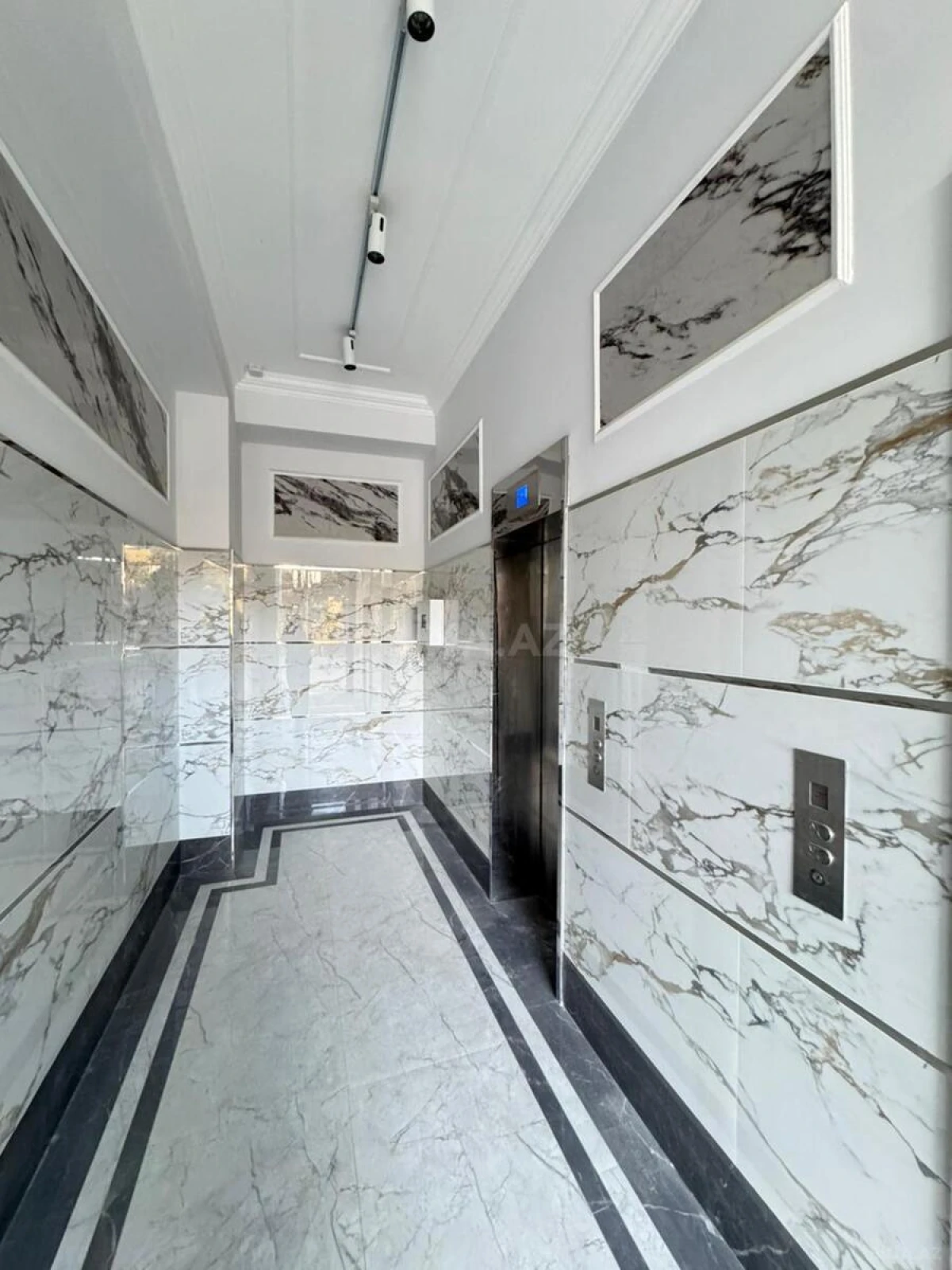 Satılır 2 otaqlı mənzil 45 m²