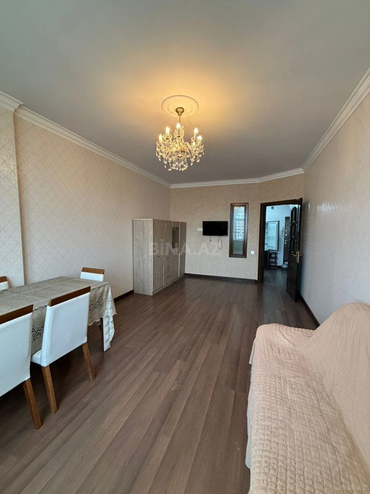 Kirayə verilir 3 otaqlı mənzil 87 m²