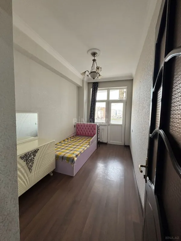 Kirayə verilir 3 otaqlı mənzil 87 m²