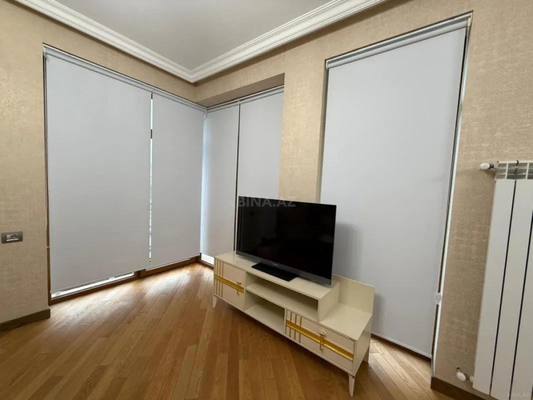 Kirayə verilir 2 otaqlı mənzil 100 m²