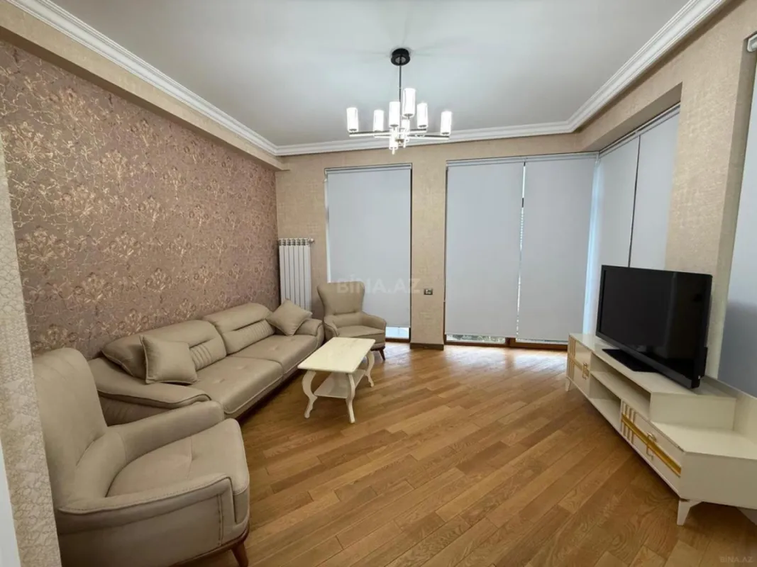 Kirayə verilir 2 otaqlı mənzil 100 m²