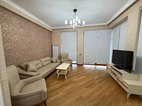 Kirayə verilir 2 otaqlı mənzil 100 m² — Bakı, Xətai m/s yanı 2 otaq 100.00 m²