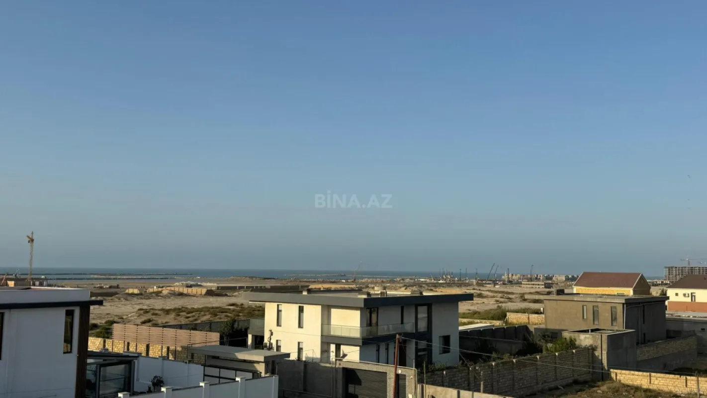 Satılır 5 otaqlı həyət evi 200 m²